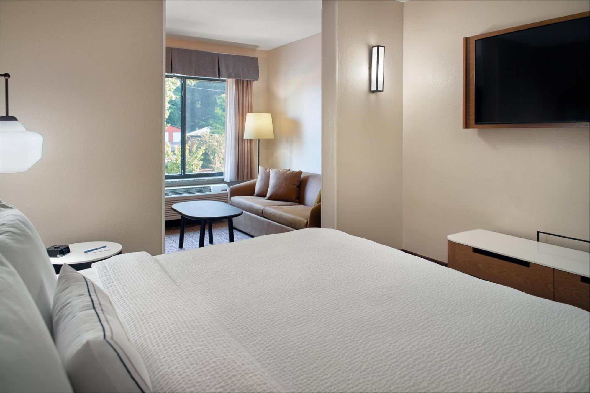Fairfield Inn & Suites By Marriott Asheville Airport/Флетчер Экстерьер фото